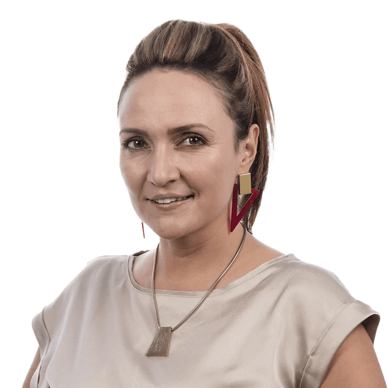 Dra. Carolina Bonilla-González, cardióloga de LaCardio, realizando una consulta médica en su clínica - LaCardio - Carolina Bonilla Gonzalez