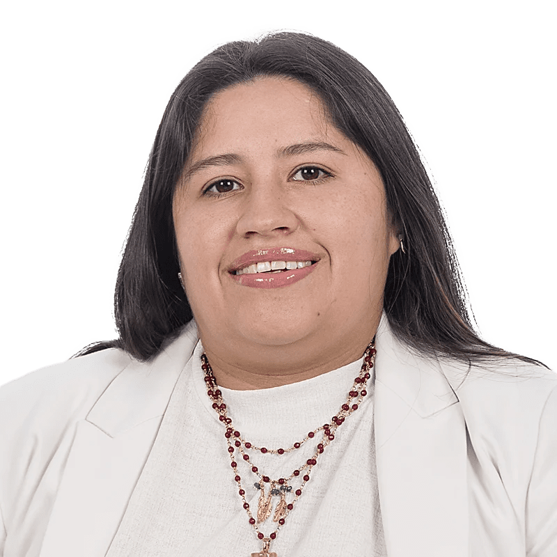 Doctora Dora Ximena Tovar, especialista en cardiología de LaCardio, atendiendo a pacientes con enfermedades cardíacas - LaCardio - Dora Ximena Tovar Solorzano