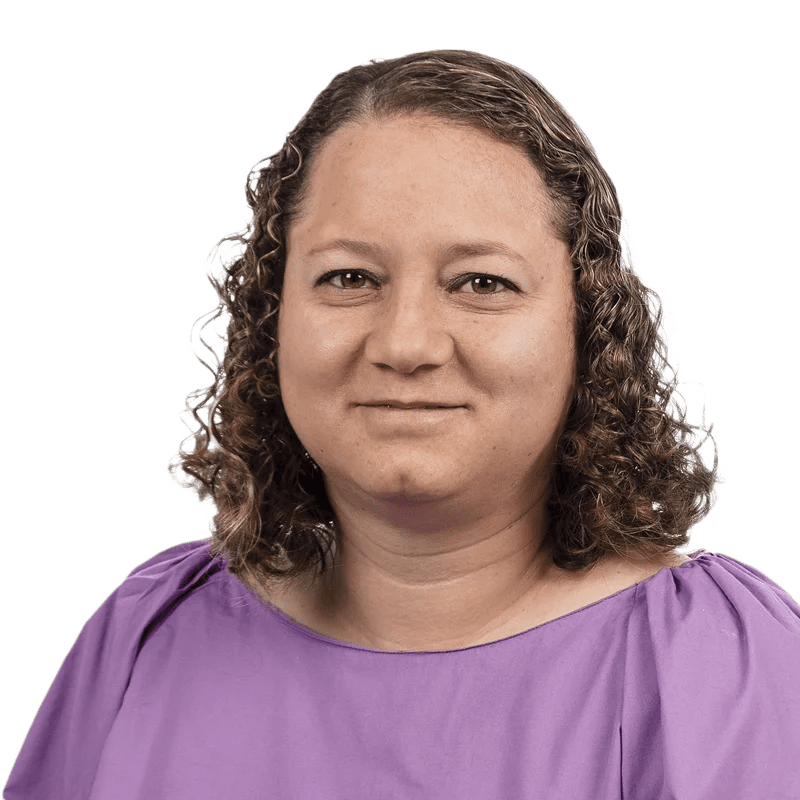 Doctora Nancy Paola Sanz Villate, cardióloga pediátrica en LaCardio, retrato profesional en bata médica - LaCardio - Nancy Paola Sanz Villate