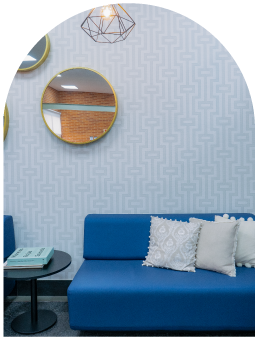 Área de consulta en LaCardio, diseñada para ofrecer comodidad y atención médica especializada en cardiología - 