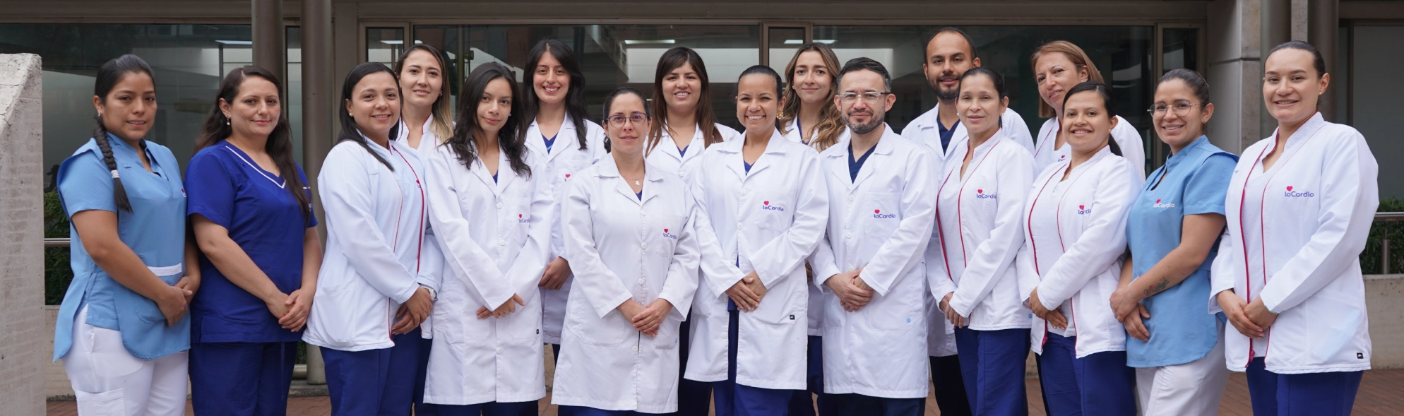 Un equipo de expertos siempre listos para ti - LaCardio
