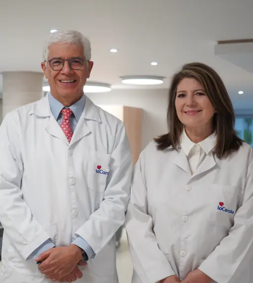 Un equipo de expertos siempre listos para ti - LaCardio